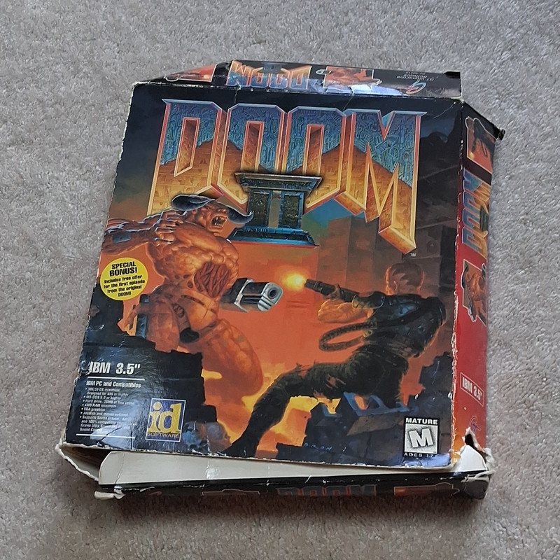 id Software DOOM II PC Video Game 3.5″ Floppy Disk for DOS, English
