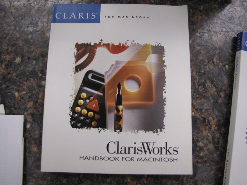 ClarisWorks 4 Software for Macintosh w/ 3.5" Disks Complete in Big Box -NH36 gallery