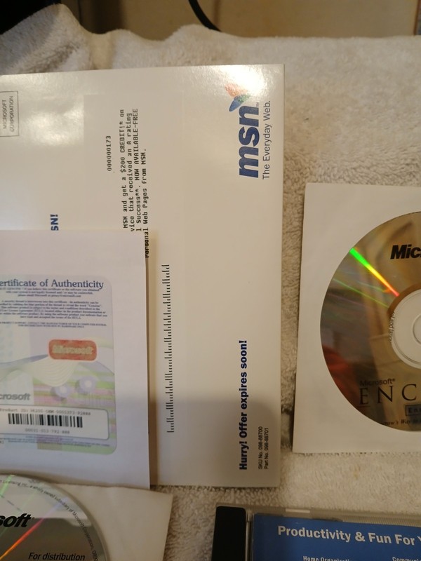 Microsoft Works Suite 2003/bundle, AS SHOWN, ORIGINAL PACKAGING gallery