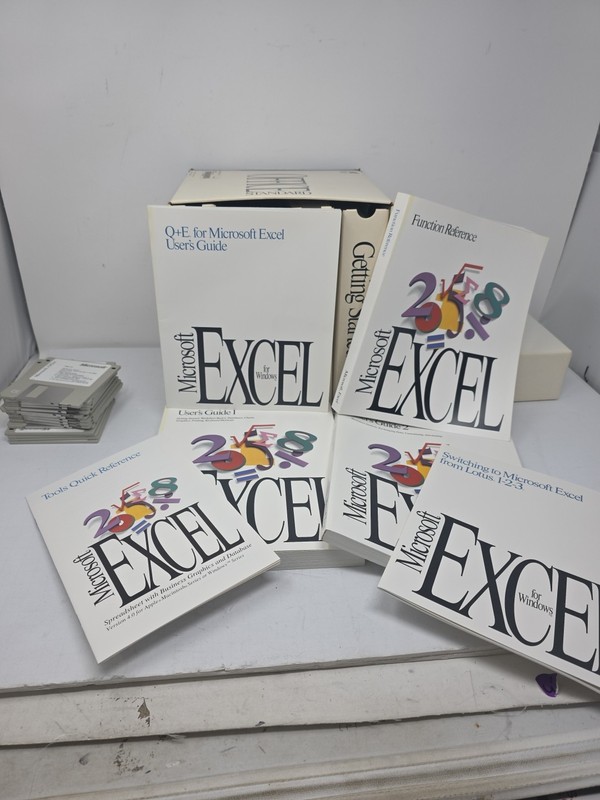 Vintage 1993 Microsoft Office Standard With 15 Floppy Disks ,books, gallery