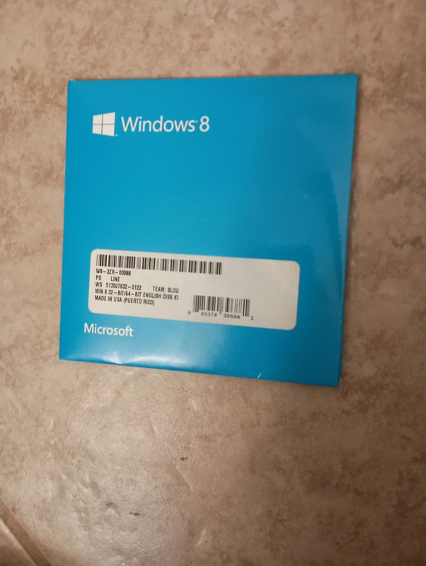 Microsoft Windows 8 Professional Full/Upgrade 32Bit & 64Bit DVD no product key