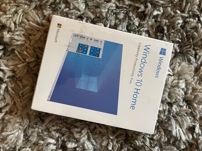 Windows 10 Home – English – New Free Shipping Free Memory Card 889842533972