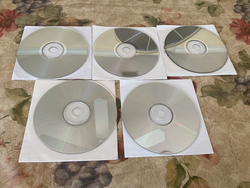 Dell Software CD-Rom Misc Lot of 5 CD’s 2001 - 2009 Dell Computer & Monitor gallery