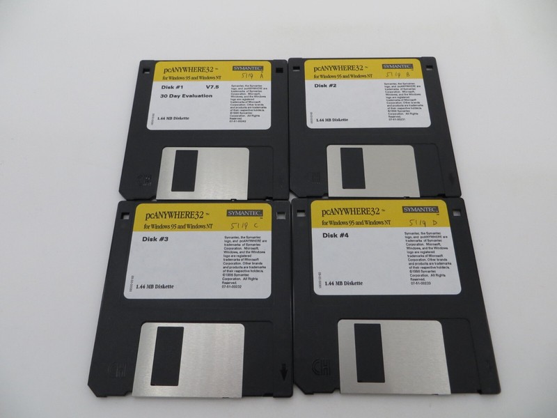 pcANYWHERE32 for Windows 95 and NT 3.5″ Floppy Disks 30 Day Evaluation 4 discs