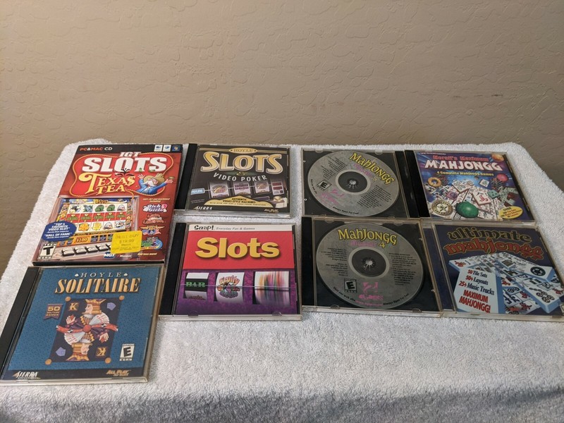 Slots, Solitaire, Mahjongg PC CD Games Lot of 8