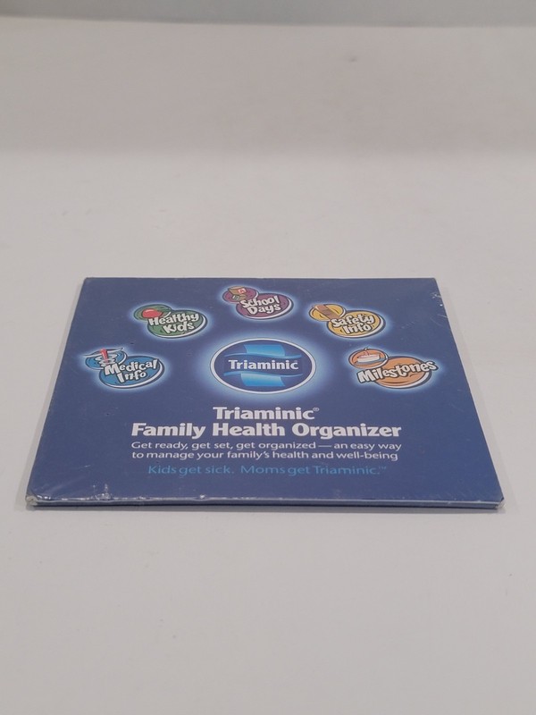 Family Health Organizer CD-ROM, Parents' Kids Medical Information Triaminic NEW gallery