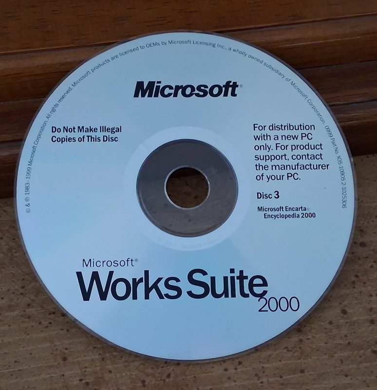 Microsoft Works Suite 2000 - 7 CD-ROM Set gallery