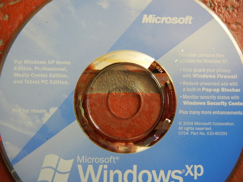 MICROSOFT XP 2004 SERVICE PACK 2 I.T. Vintage PC Software FOR GEEKS All Business gallery