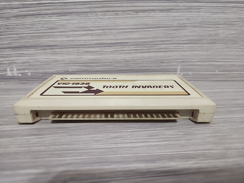 Vintage - Commodore Vic-1938 - Tooth Invaders Cartridge Only gallery