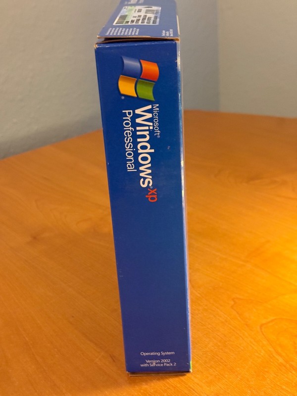 Vintage Microsoft Windows XP Professional Upgrade w/ SP2 - Mint gallery