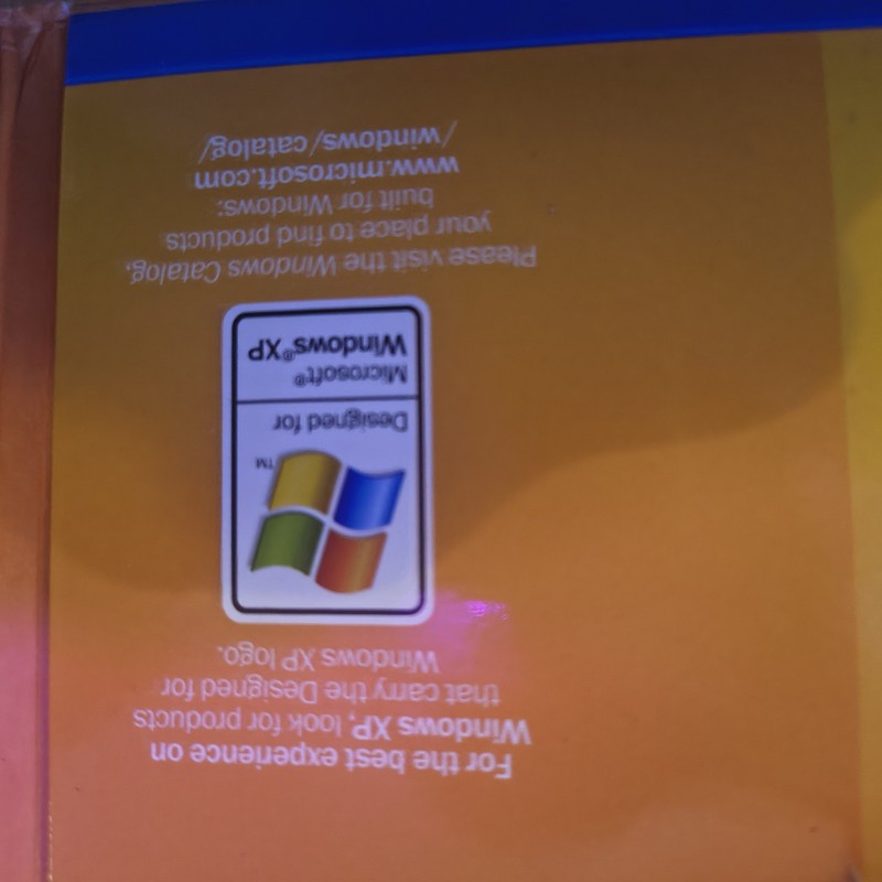 Microsoft Windows XP Home Edition CD with Product Key English Version 2002 gallery