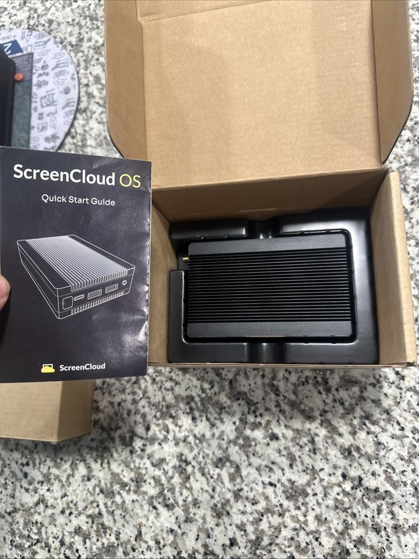 ScreenCloud OS Station P1 Pro Black Operating System for Screens gallery