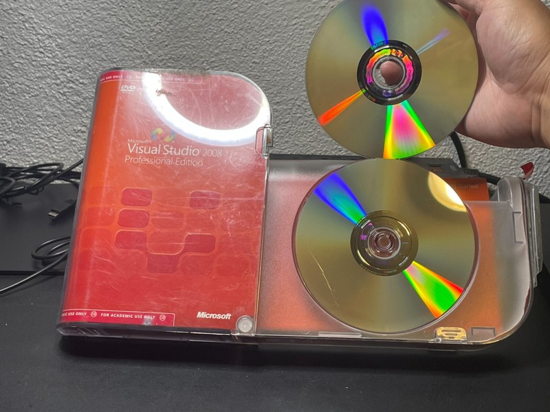 Microsoft Visual Studio 2008 Professional Edition - Academic version gallery