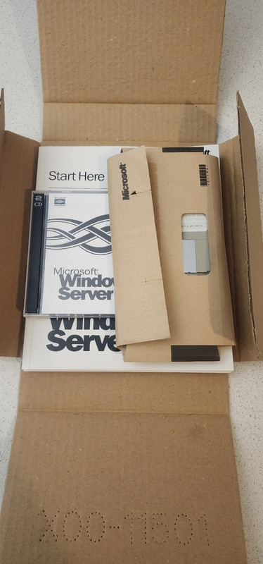 Vintage Microsoft Windows NT Server with 5 Licenses Retail BIG BOX Edition gallery