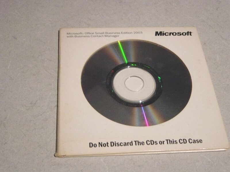 EC. MS Office Small Business 2003 + Business Contact Manager – OEM CDs – (USED)
