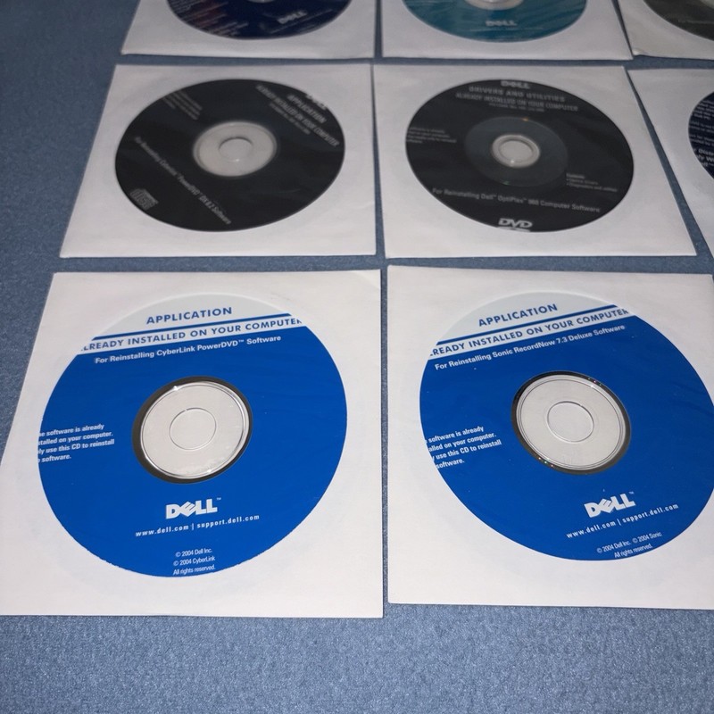 NEW 2002 Dell Reinstallation CD Windows XP Professional Installation Discs Lot gallery