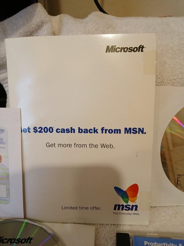Microsoft Works Suite 2003/bundle, AS SHOWN, ORIGINAL PACKAGING gallery