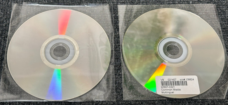 Mac Common Media Multilingual Mac OS X 10.4.8 Install Disc 1 & 2 * 2Z607-0546 gallery