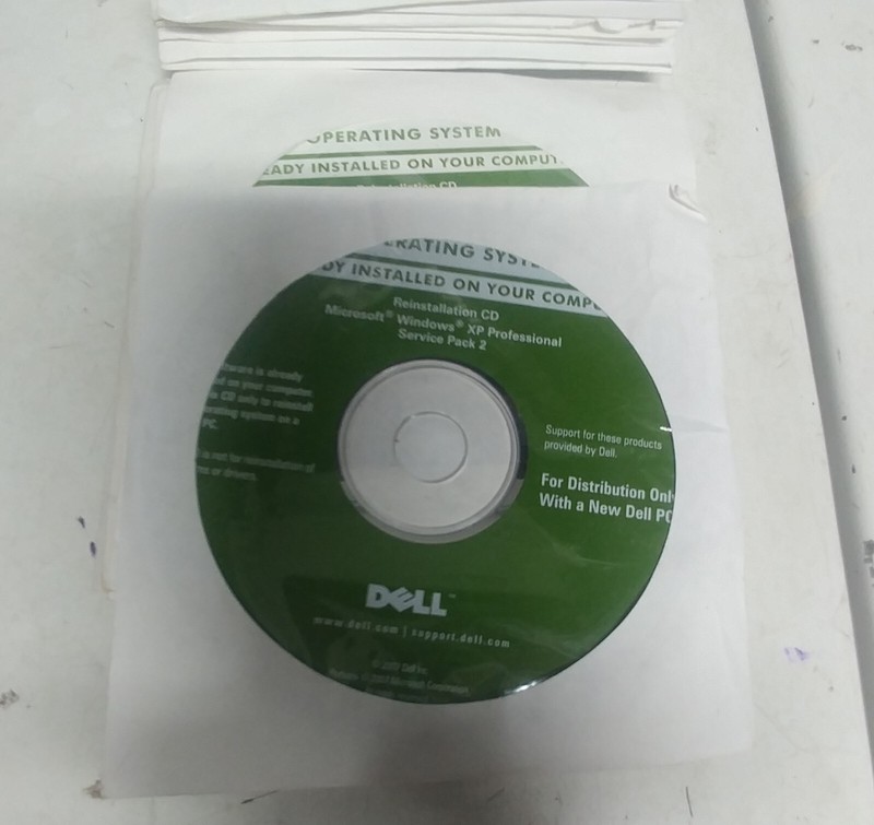 Dell reinstallation CD Microsoft Windows, XP Pro SPK2 w Roxio Creator Buss HD gallery