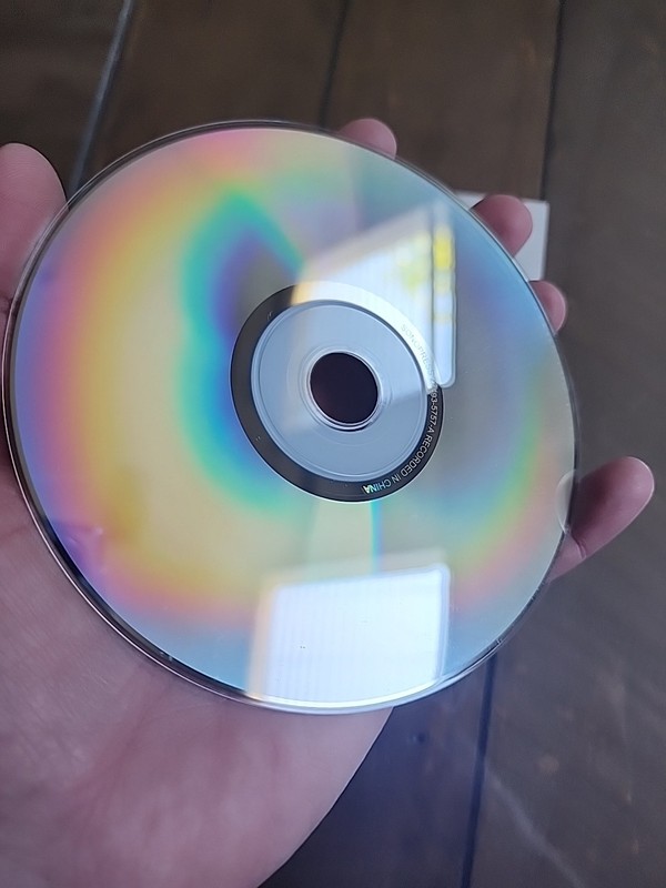 Vintage Apple iPod 2005 installation software CD-ROM 2Z691-5379-A gallery
