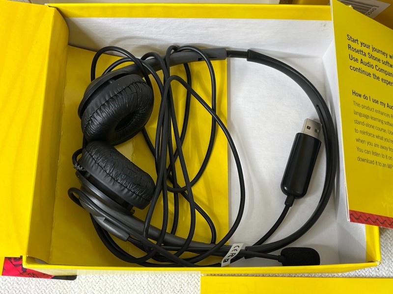 Rosetta Stone Italiano Level 1 Unit 1 to 4 Learn Italiano + headset gallery