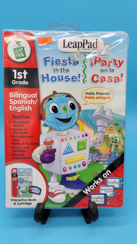 LeapPad 1st Grade Bilingual English Spanish Fiesta in the House Book & Cartridge