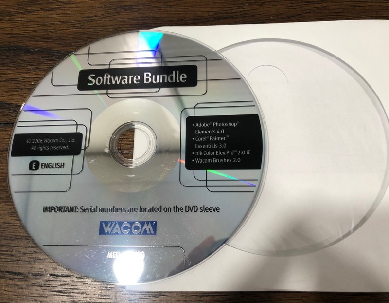 Adobe Photoshop Elements 4, COrel Painter, Nik Color, Wacom Brushes -software CD