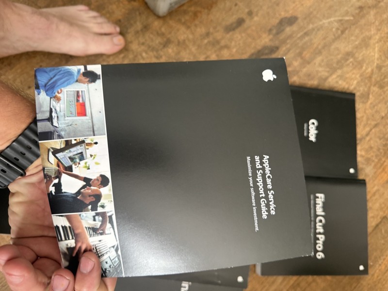 Final Cut Studio 2 HD Academic Version With Final Cut Studio HD Pre Owned gallery