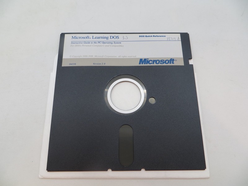 MicroSoft Learning DOS Version 2.0 5.25" Floppy Disk Computer Software 1988 gallery