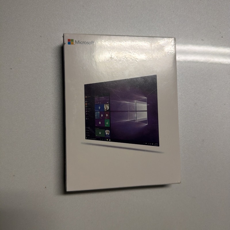 Windows 10 Professional 32/64-Bit USB Flash Drive Brand New Sealed