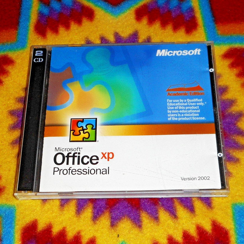 Microsoft Office XP Professional Version 2002 Academic Edition w/Product Key