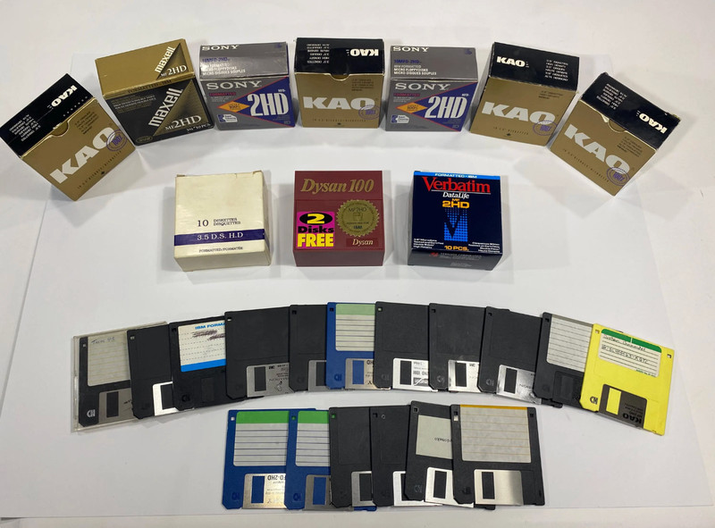 3.5 Floppy Disk Lot Vintage Software Disks Boxes Mixed Brands
