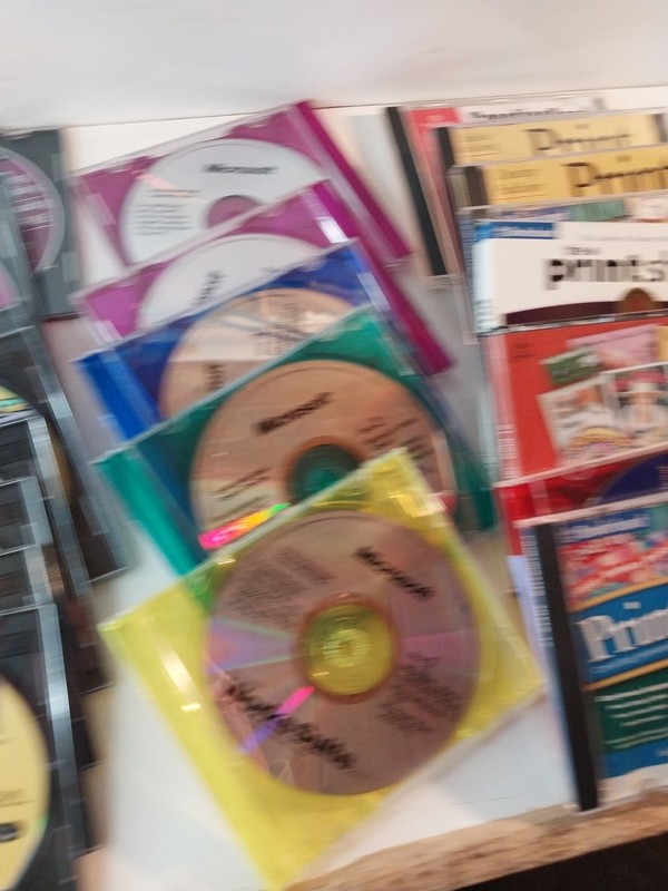 Lot of 23 Vintage CDs Software Mixed Various gallery