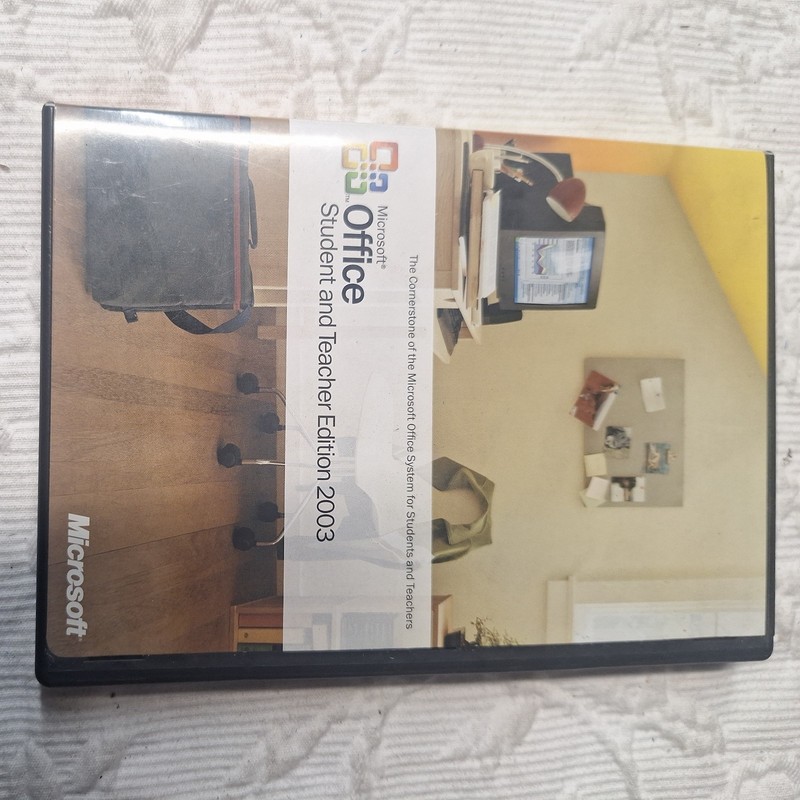 Microsoft Office Student and Teacher Edition 2003 Word Excel w/Key
