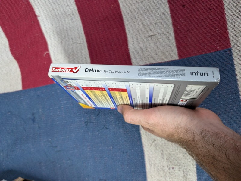 Turbo Tax Deluxe 2010 Federal Returns plus Federal E-File - PC/Mac gallery