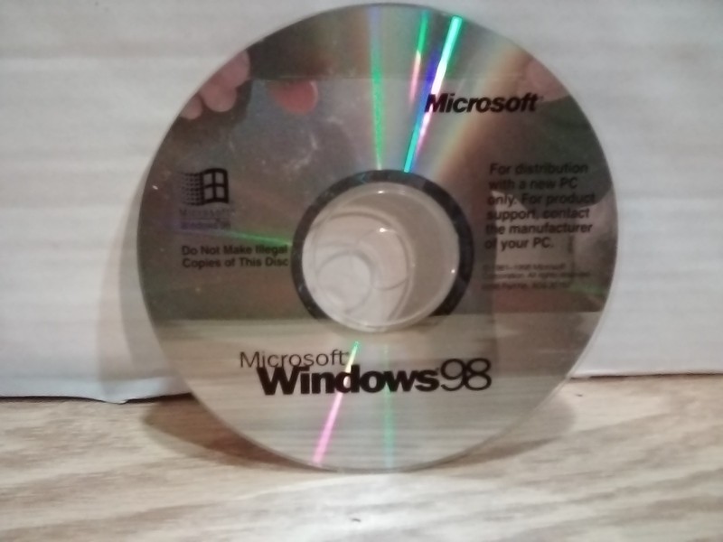 Microsoft WINDOWS 98 First Edition Operating System Disk Only.
