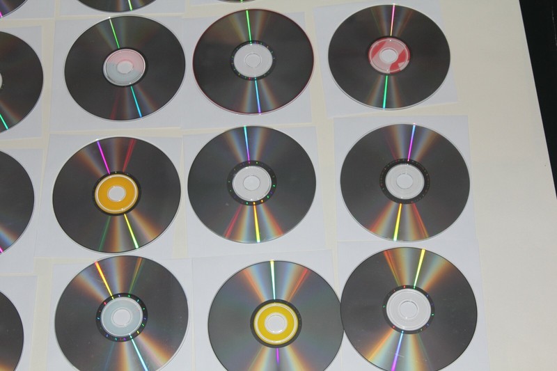 Lot of 20 Vintage 90s/2000's PC CD-ROM Programs, Drivers, Replacement Discs gallery