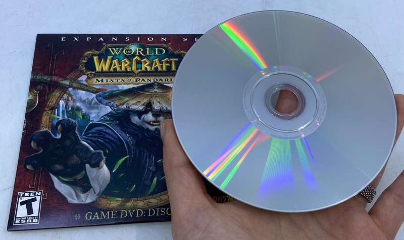 World of WarCraft Battle Chest + Mists Pandaria Expansion COLLECTIBLE ONLY gallery