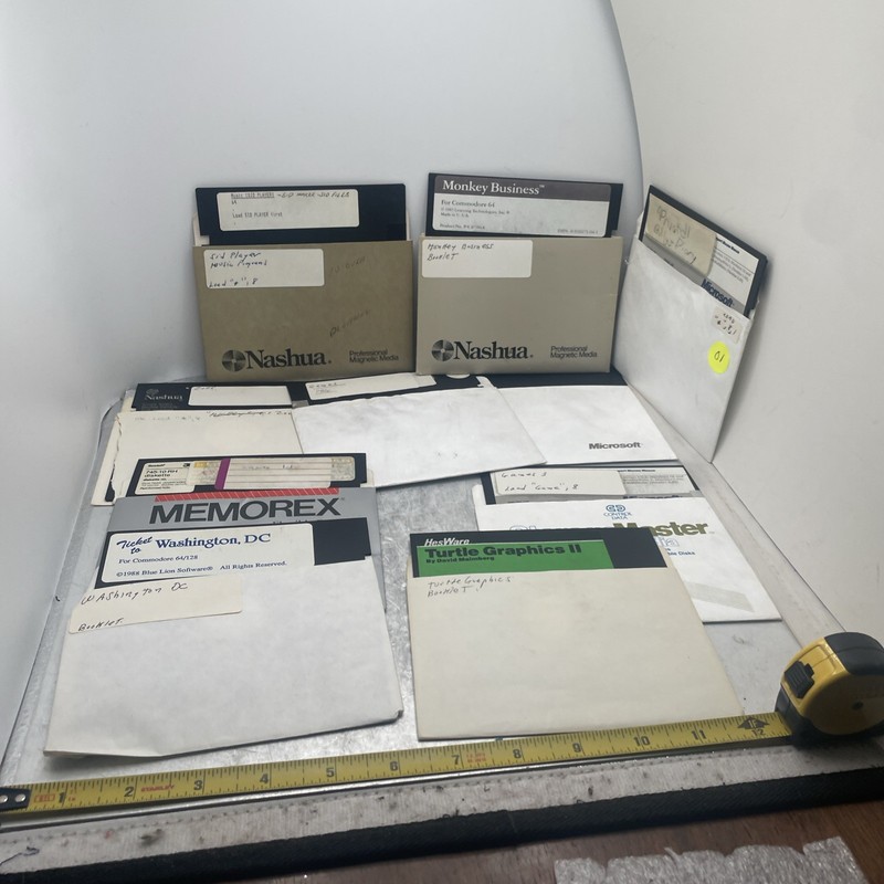 Commodore Game And Program Lot Of 10 Randomly Assorted Programs