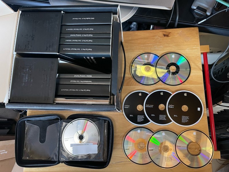 FINAL CUT STUDIO 5.1 CDs Books, Manuals, Box Including Serial Number Key Codes gallery