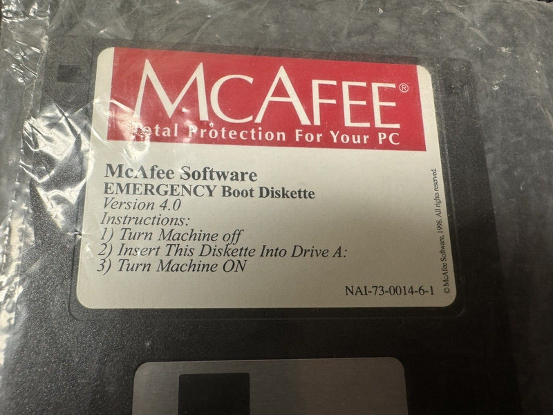 NEW - McAfee Emergency Boot Diskette Version 4.0 Software - Free Shipping - 3.5" gallery
