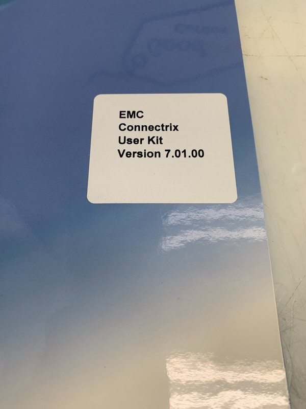 DELL EMC Mix Lot (Documentation Kit, Connectrix User Kit, Software & Doc. Kit) gallery
