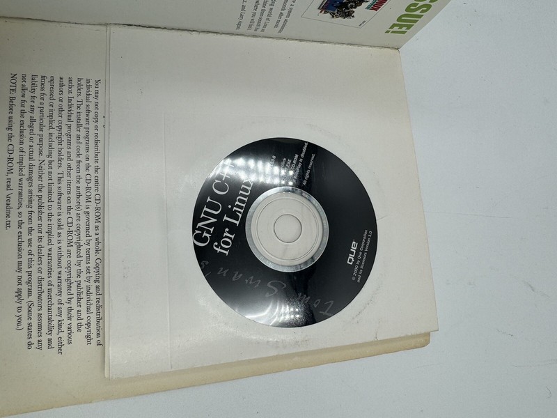 Vintage GNU C++ For Linux Book And CD 2000 gallery