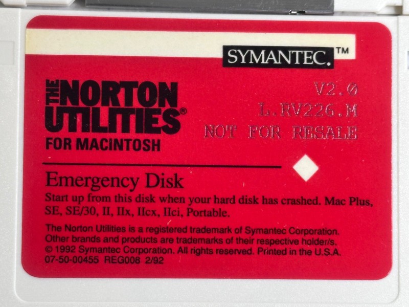 Symantec Norton Utilities Macintosh 2.0 Complete 6-Disk Set 3.5″ Floppies 1992 gallery