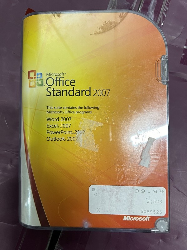 Microsoft MS Office 2007 Standard Genuine Disc With Product Key w/ Case