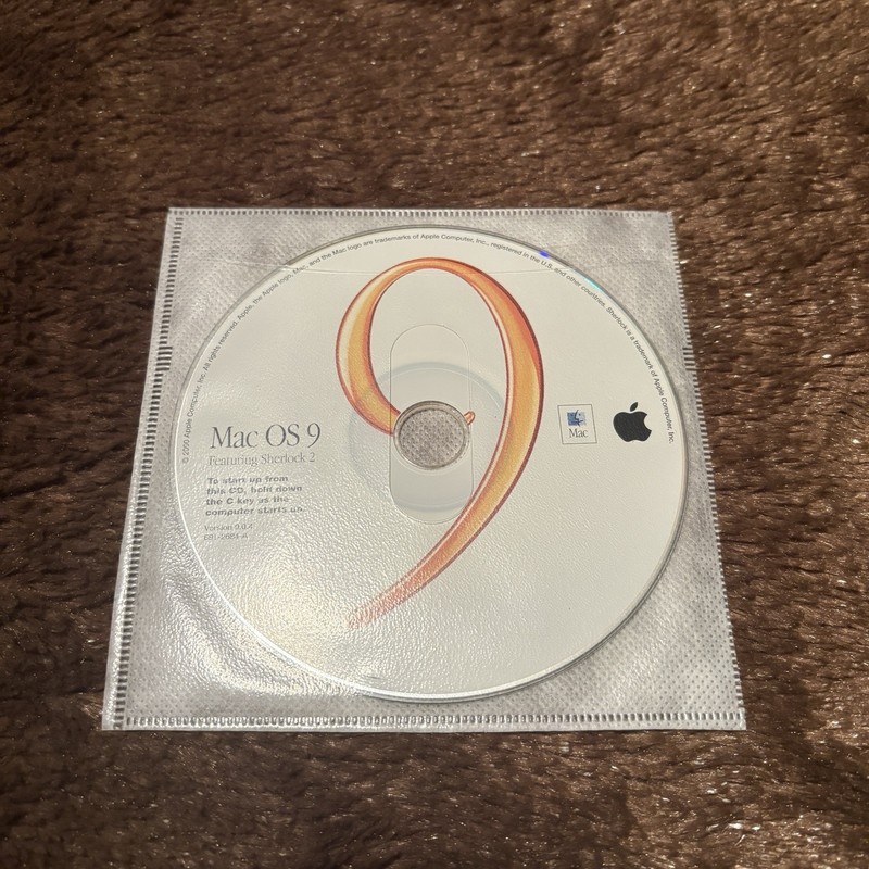 Apple Mac OS 9 Featuring Sherlock 2 Install CD Disc version 9.0.4 gallery
