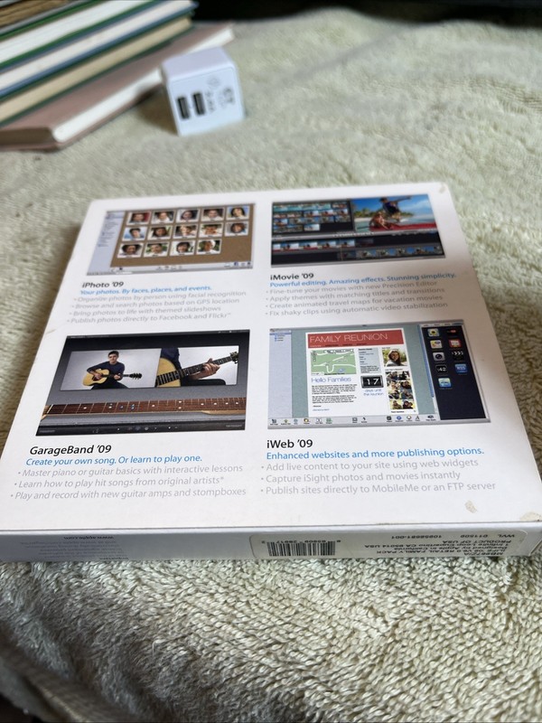 Apple iLife 09 V9.0 2009 Family Pack - Version 9.0 MB967Z/A Retail Family Pack gallery