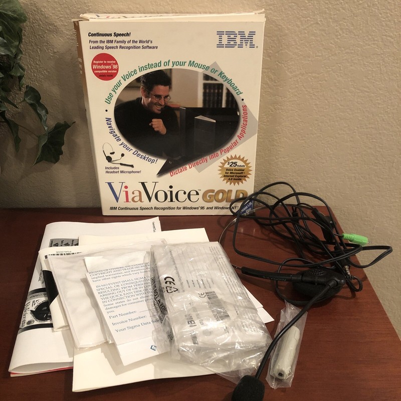 IBM ViaVoice Gold ~ Continuous Speech Recognition ~ Version 4.3 ~ VoiceType ~ CD