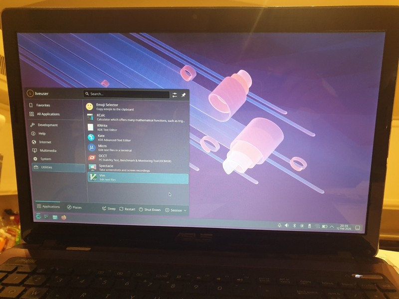 Linux CachyOS Desktop Edition 260124, Bootable Live and Install USB Flash Drive gallery