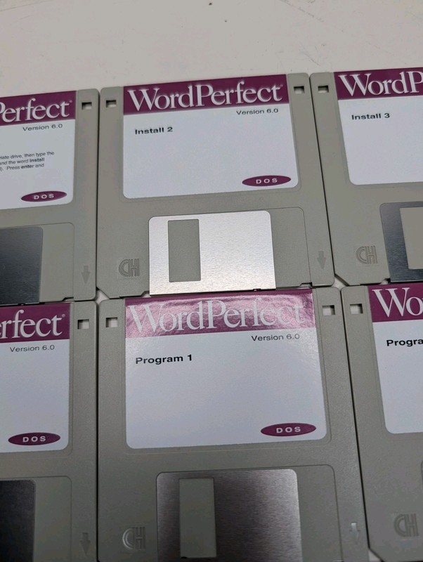 Word Perfect for DOS Version 6.0 Set of 8 Floppy 3-1/2" Disks gallery